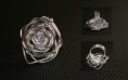 Anillo aluminio forma rosa grande